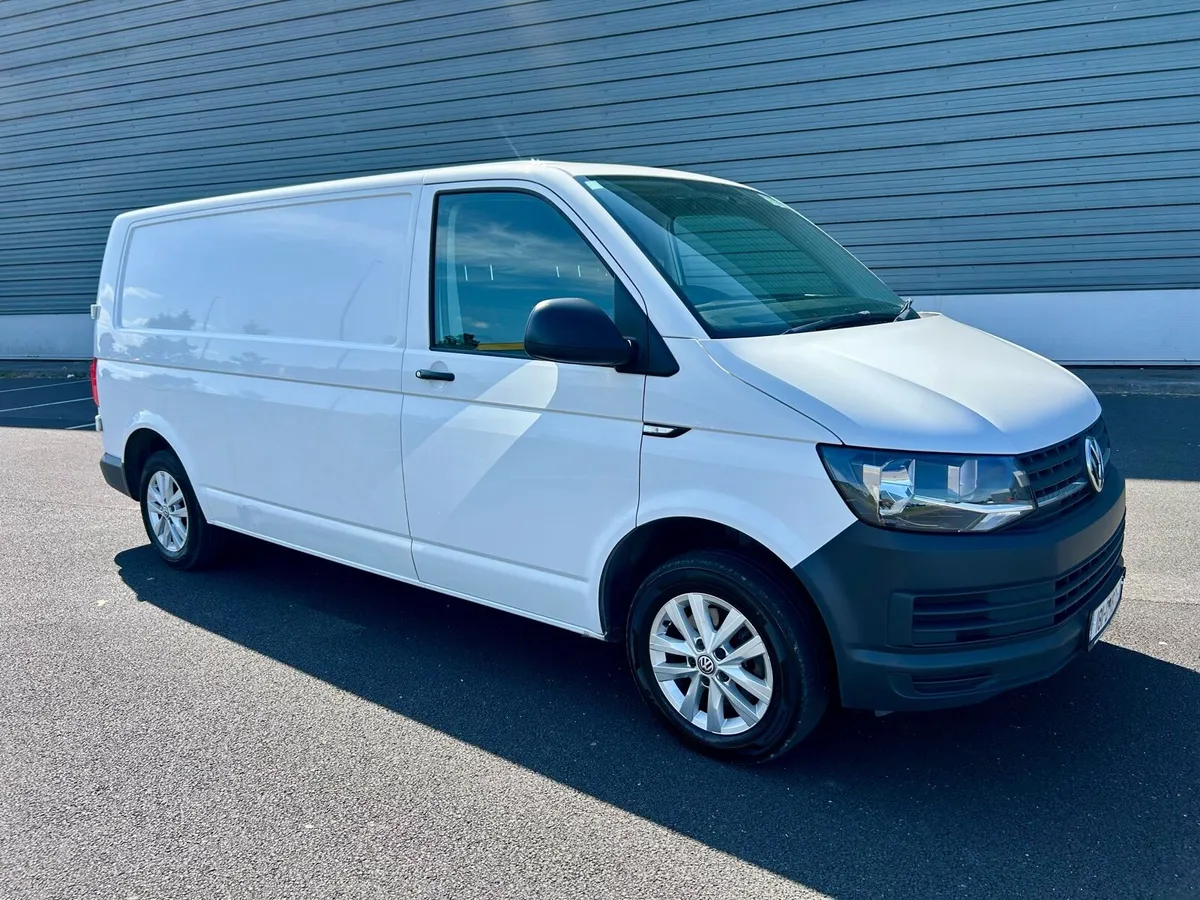2018 Volkswagen Transporter New Test - Image 1