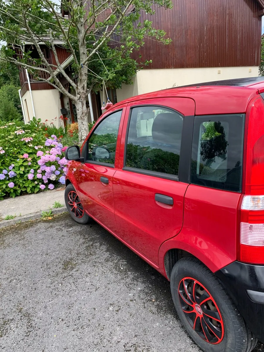Car - Image 3