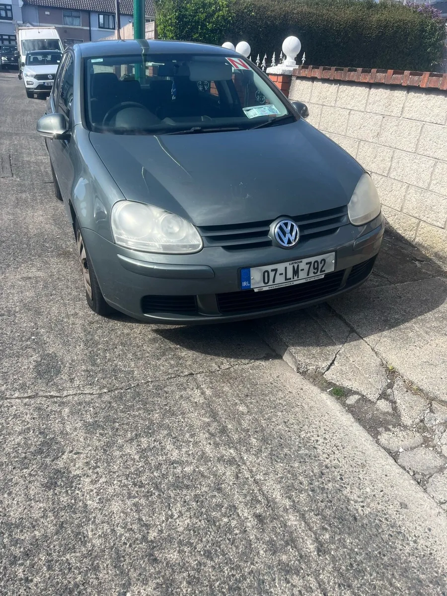 Volkswagen Golf 1.4 petrol - Image 1