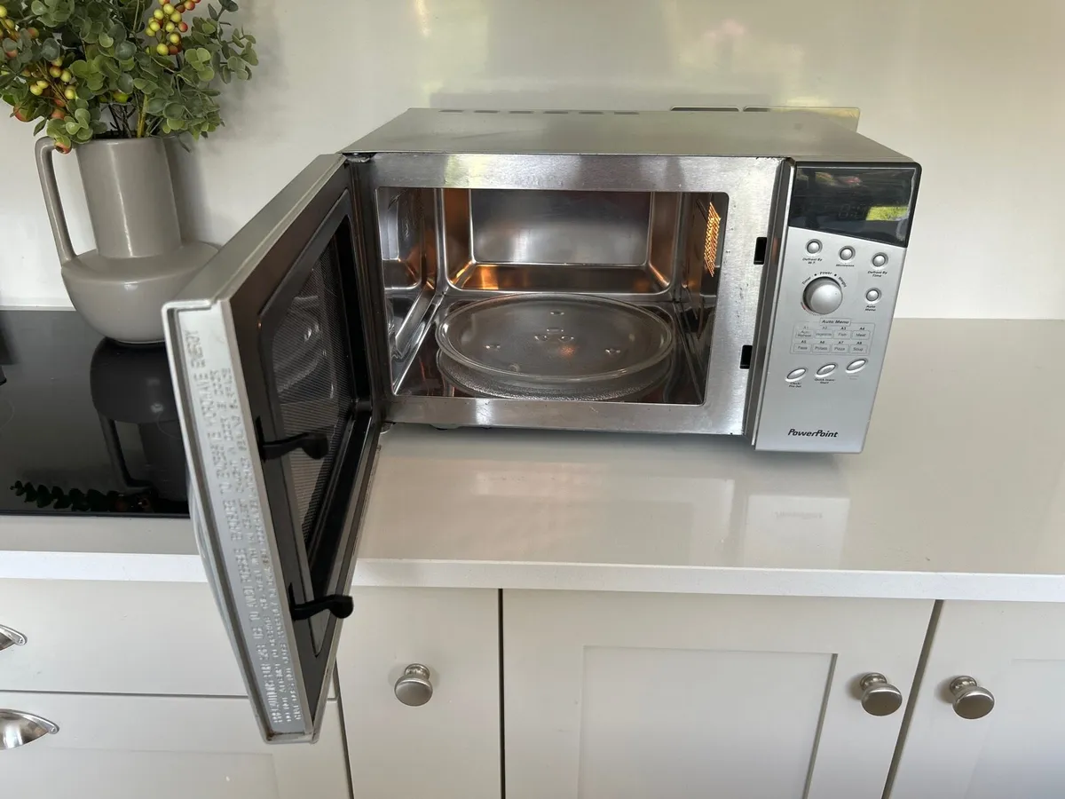Microwave - Image 2