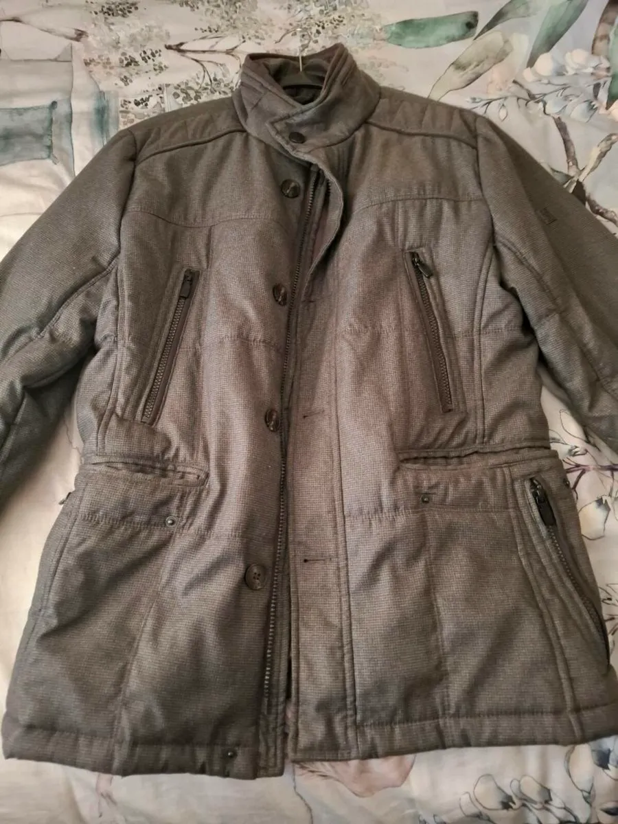 Sea Barrier (Jacket) - Image 2