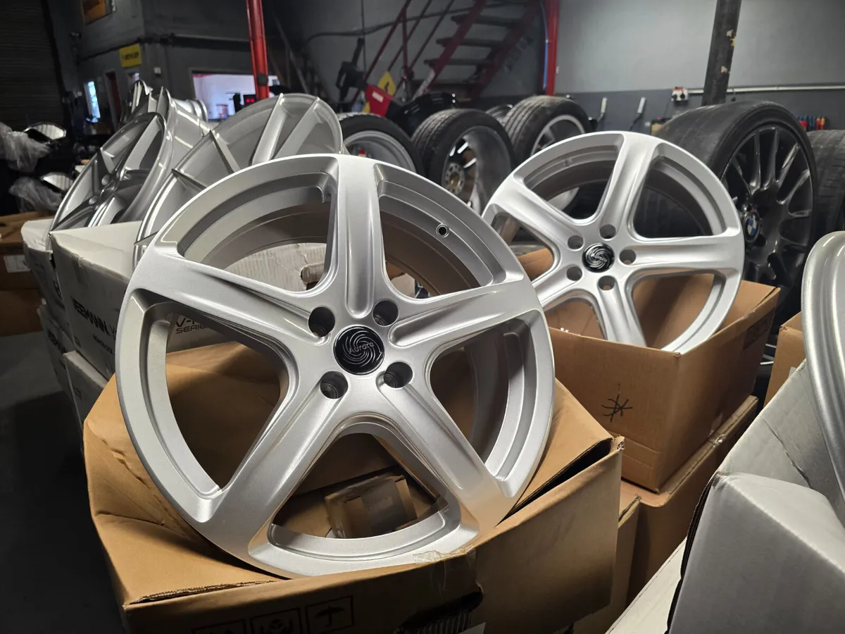 17"/18" Aurora Berlingo Alloys - Image 1