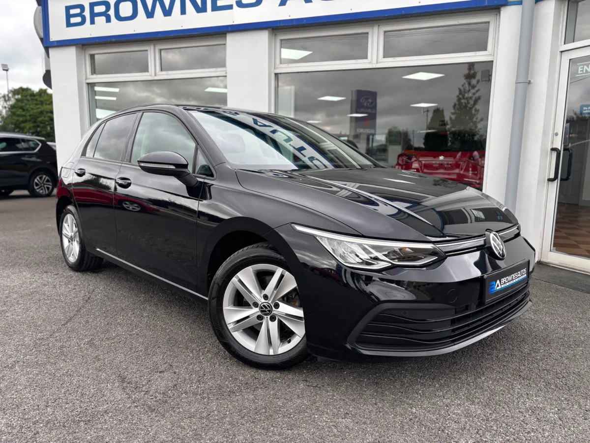 2022 Volkswagen Golf Life 1.5 Petrol 150 BHP - Image 3