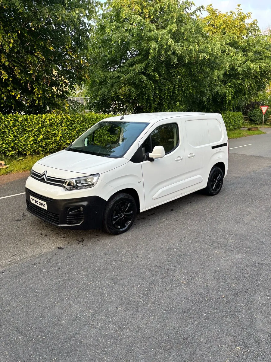 Citroen berlingo high spec NO VAT - Image 2