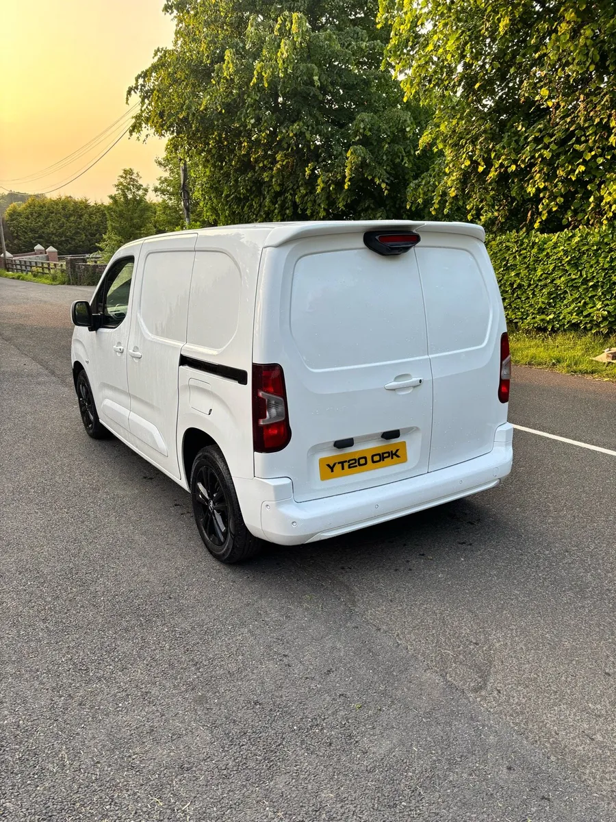 Citroen berlingo high spec NO VAT - Image 3