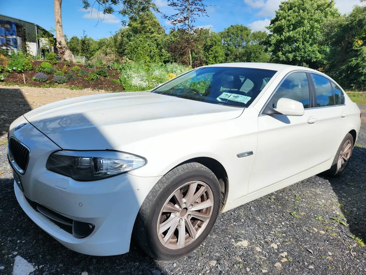 BMW 5-Series 2012 - Image 1