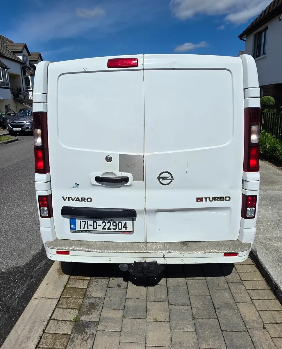 Opel Vivaro 2017 - Image 3