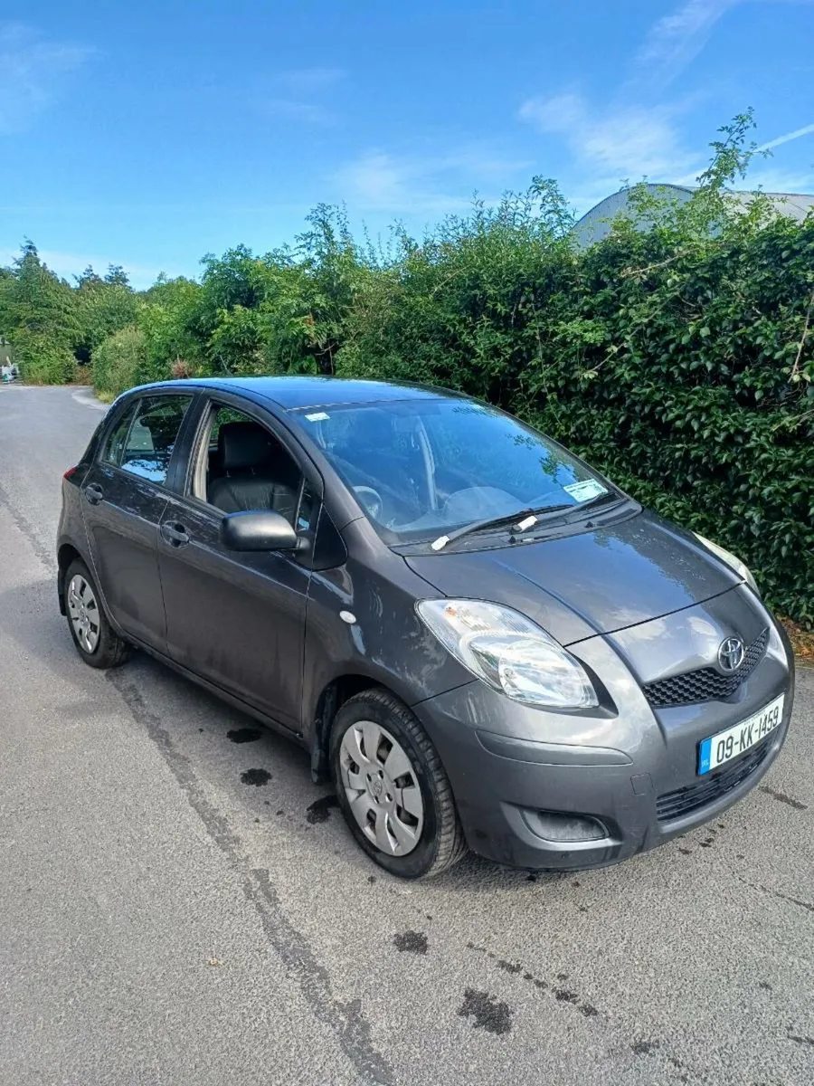 TOYOTA YARIS 2009 - Image 1