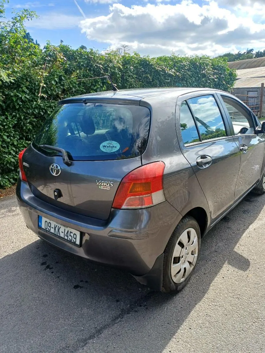 TOYOTA YARIS 2009 - Image 4