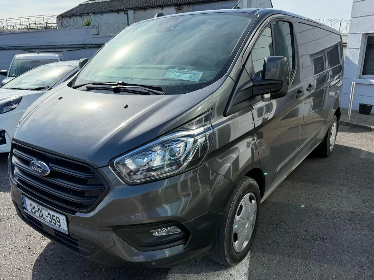 Ford Transit Custom Van **AUTO** - Image 2