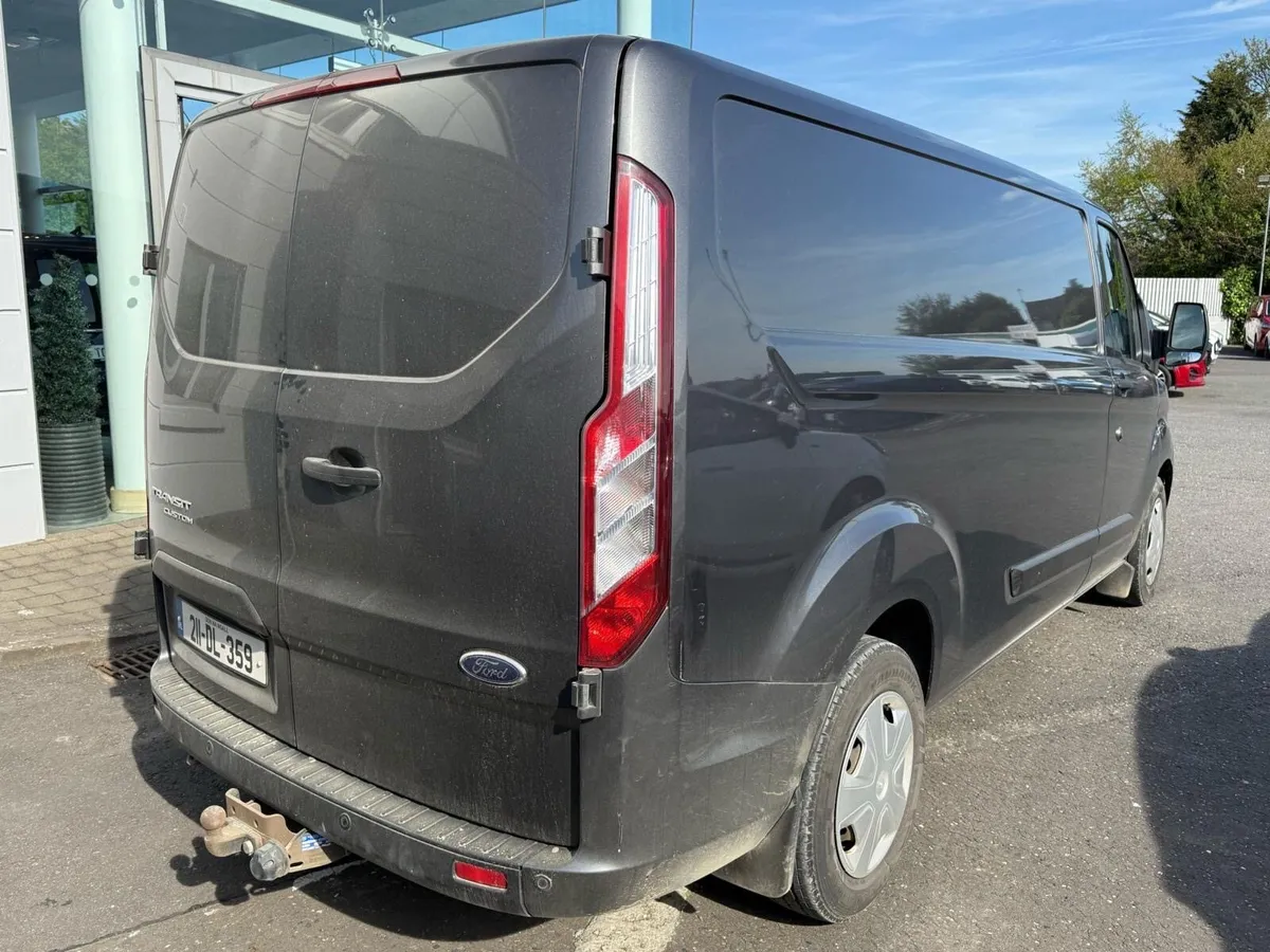 Ford Transit Custom Van **AUTO** - Image 3