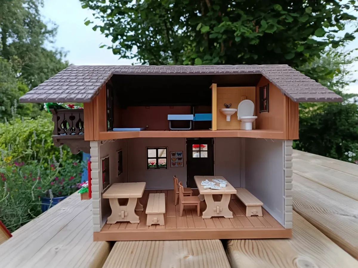 Playmobil Chalet - Image 4