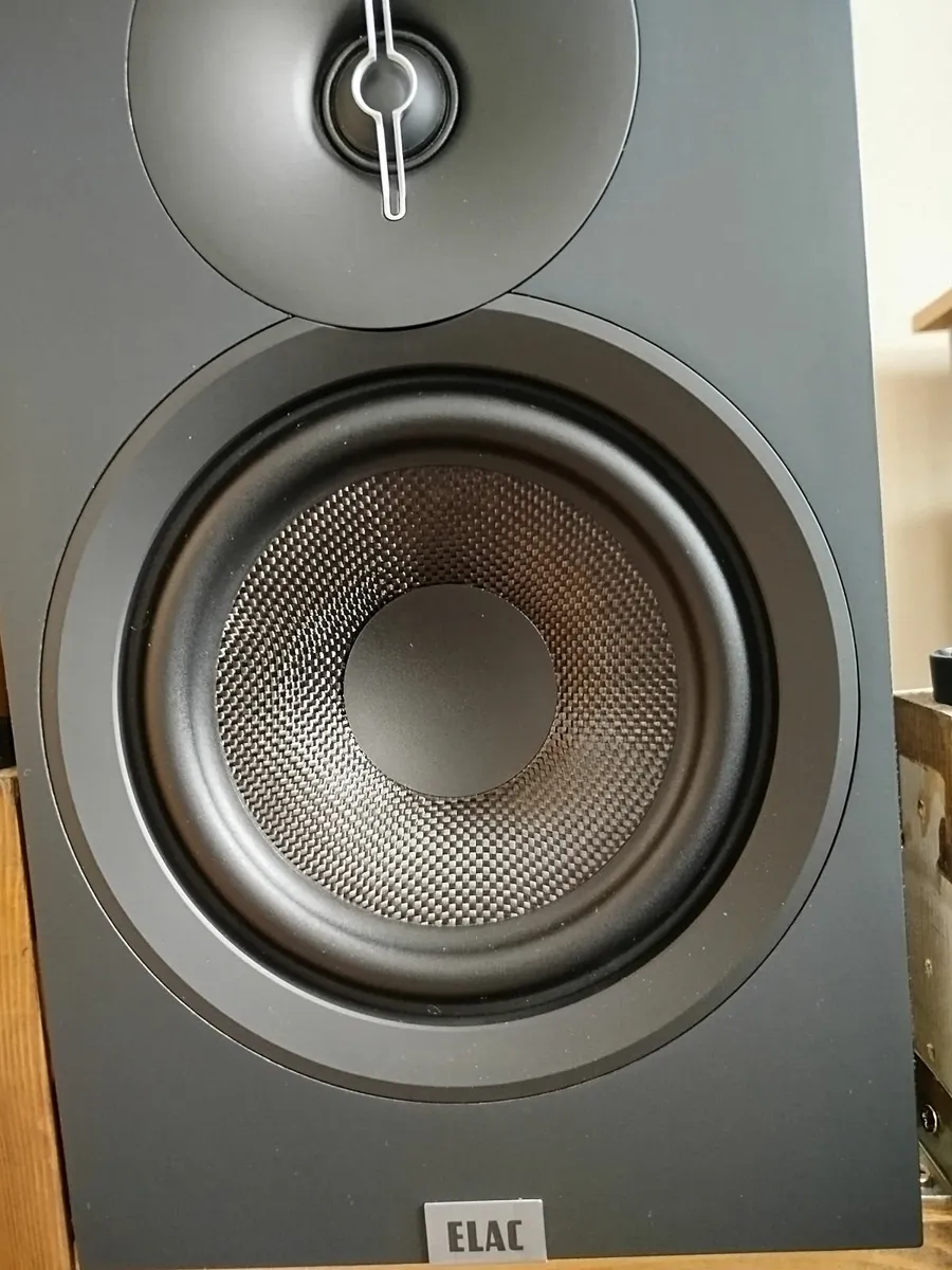 Elac Debut 3.0 - Image 3