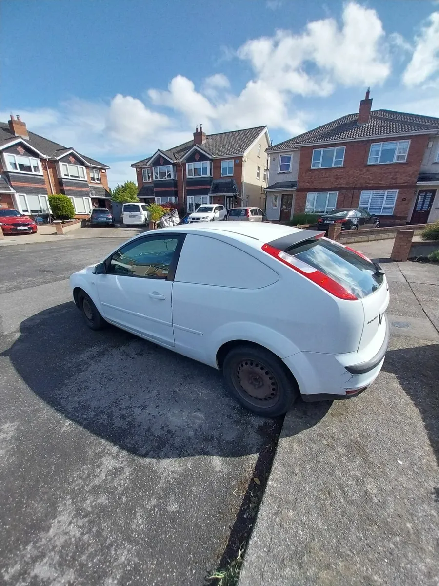 Ford Focus 2008 - Image 3