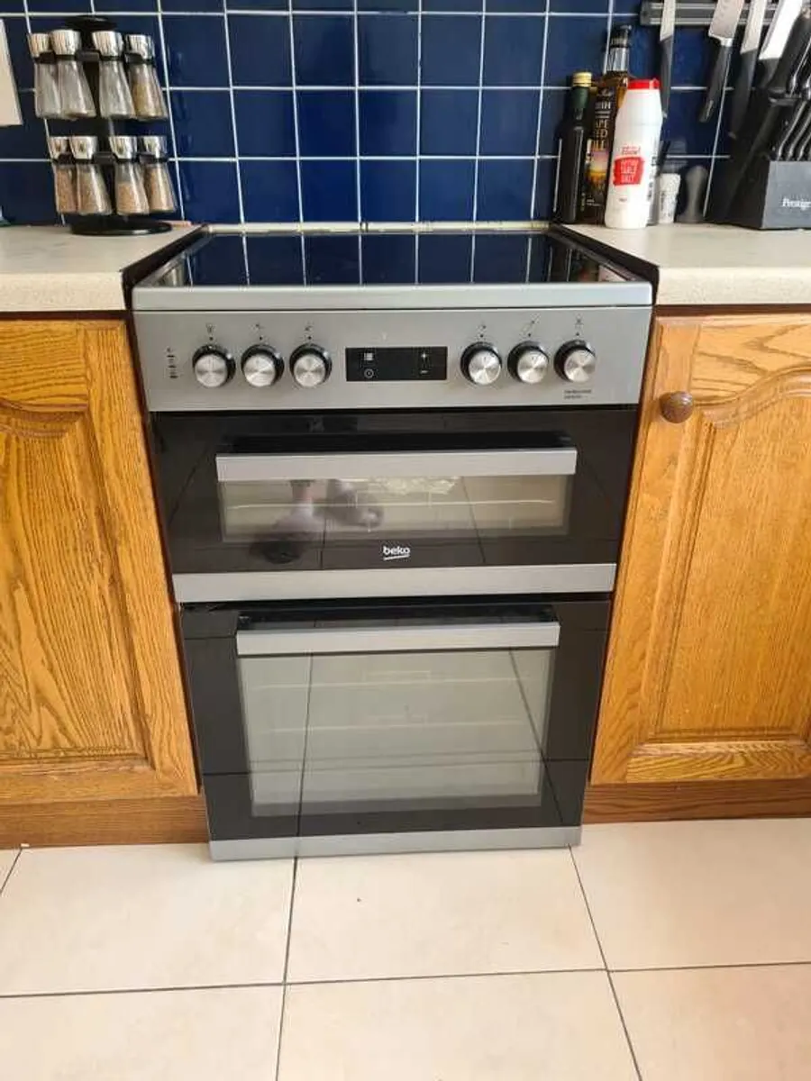 Beko Double Oven - Image 1