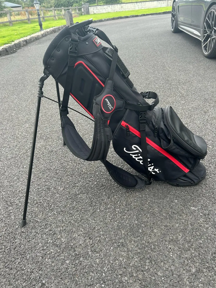Titleist Players 4 Stand Bag - Image 2
