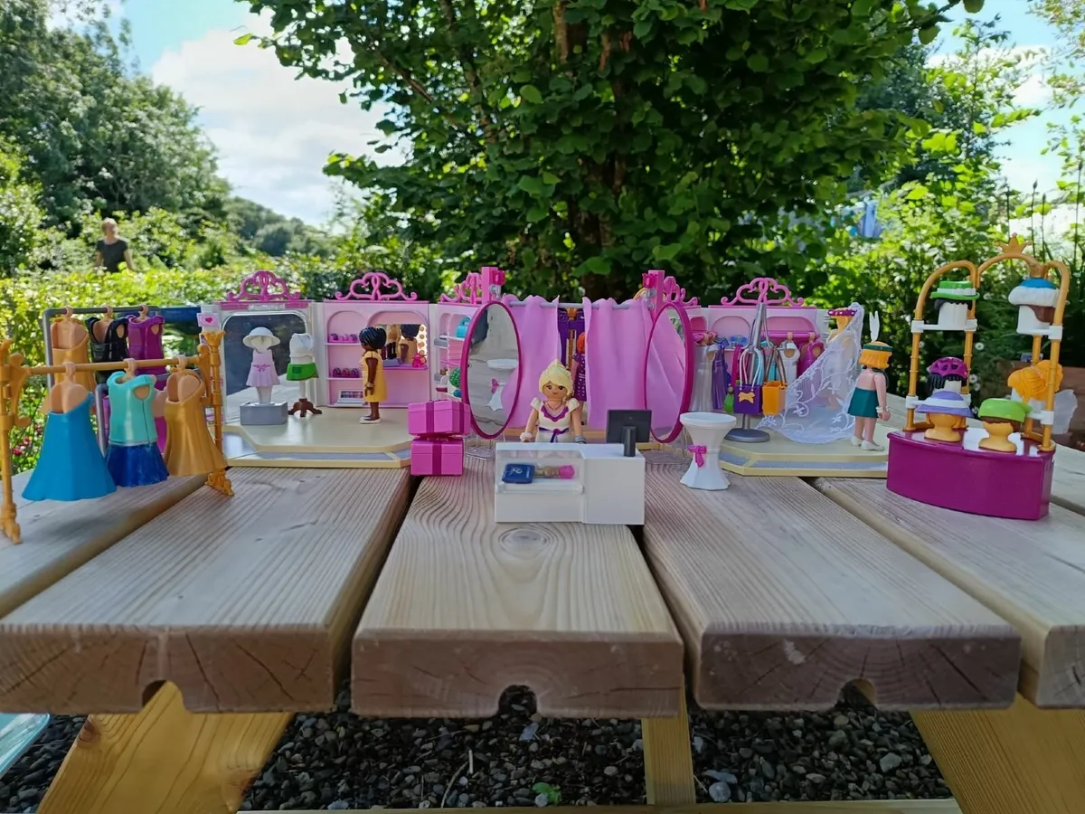 Playmobil fashion/wedding shop - Image 1