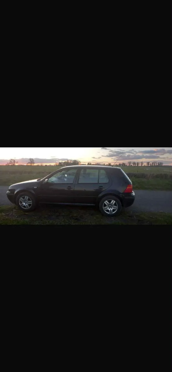 Volkswagen Golf 2004 - Image 2