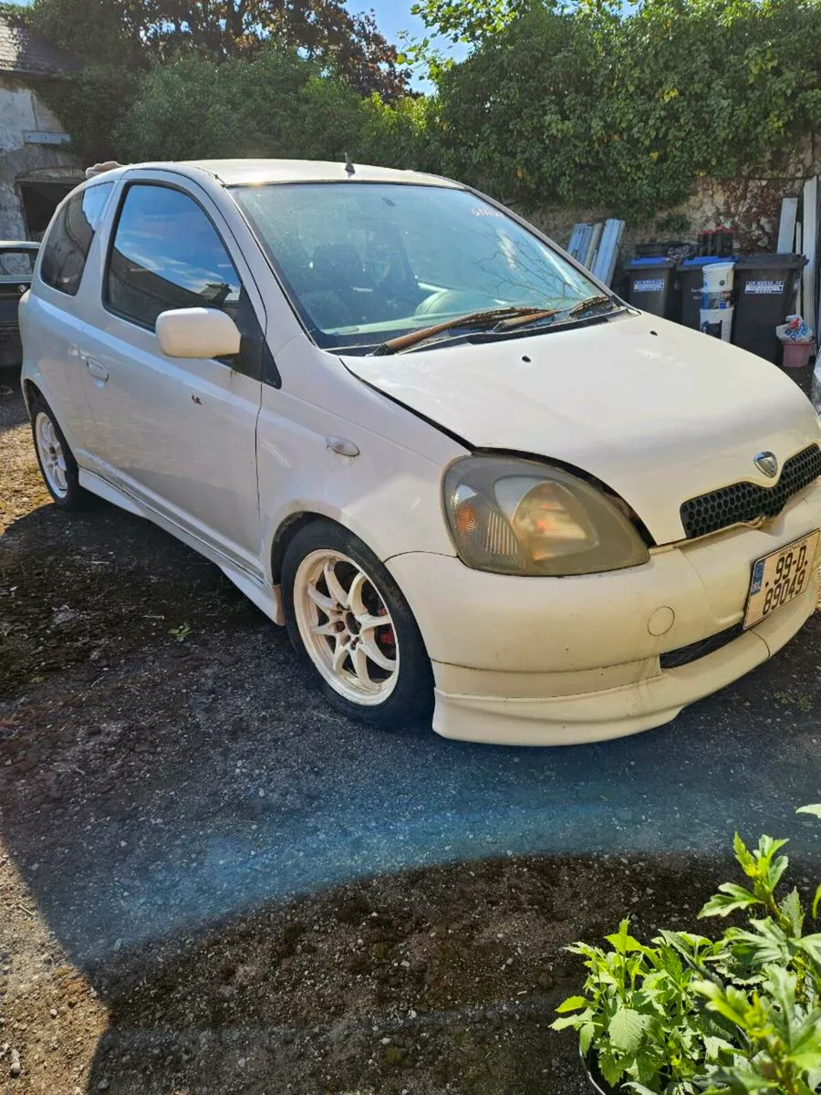 Toyota vitz jap import - Image 2