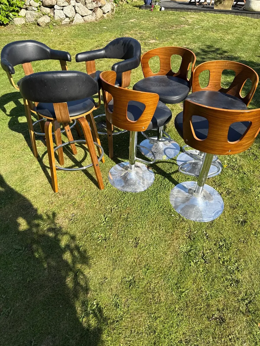7 chairs - Image 3