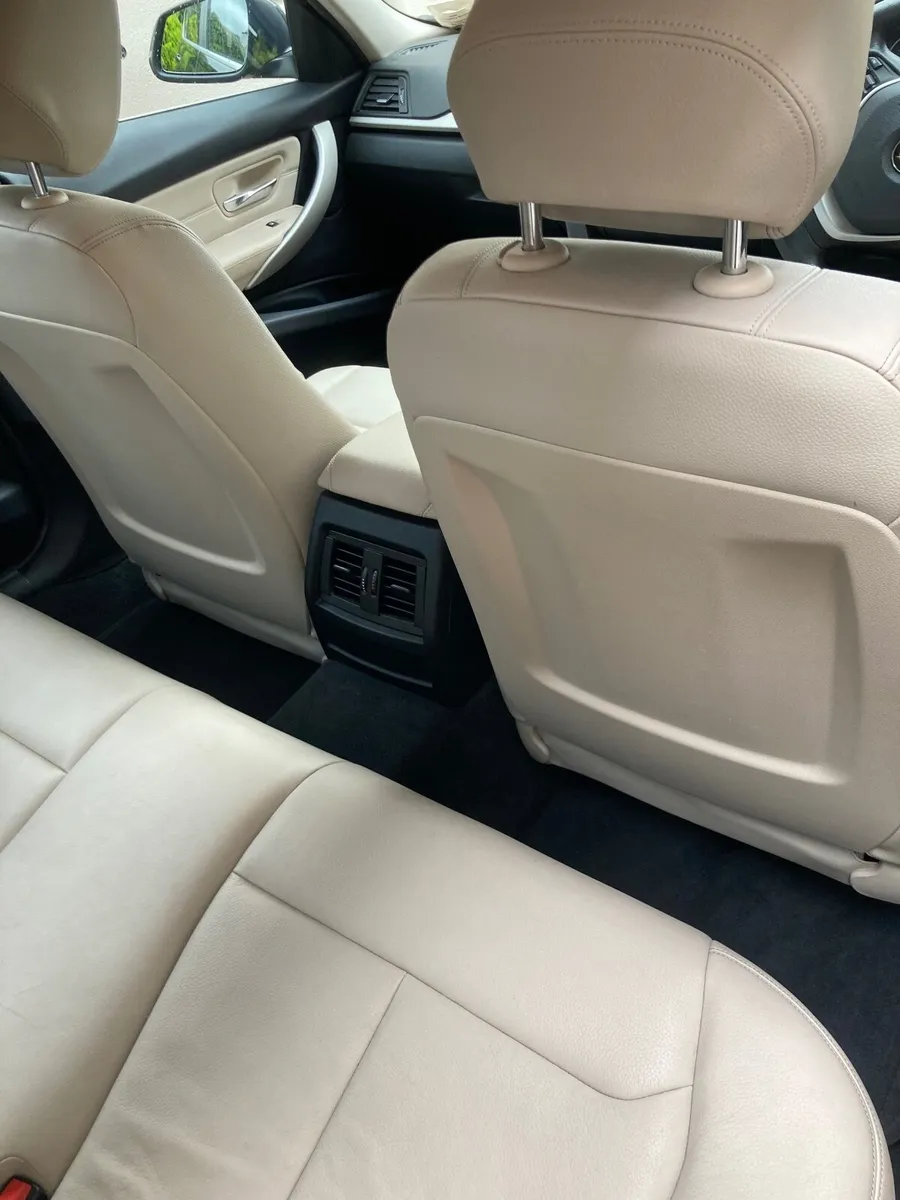 BMW 3-Series 2015 - Image 3