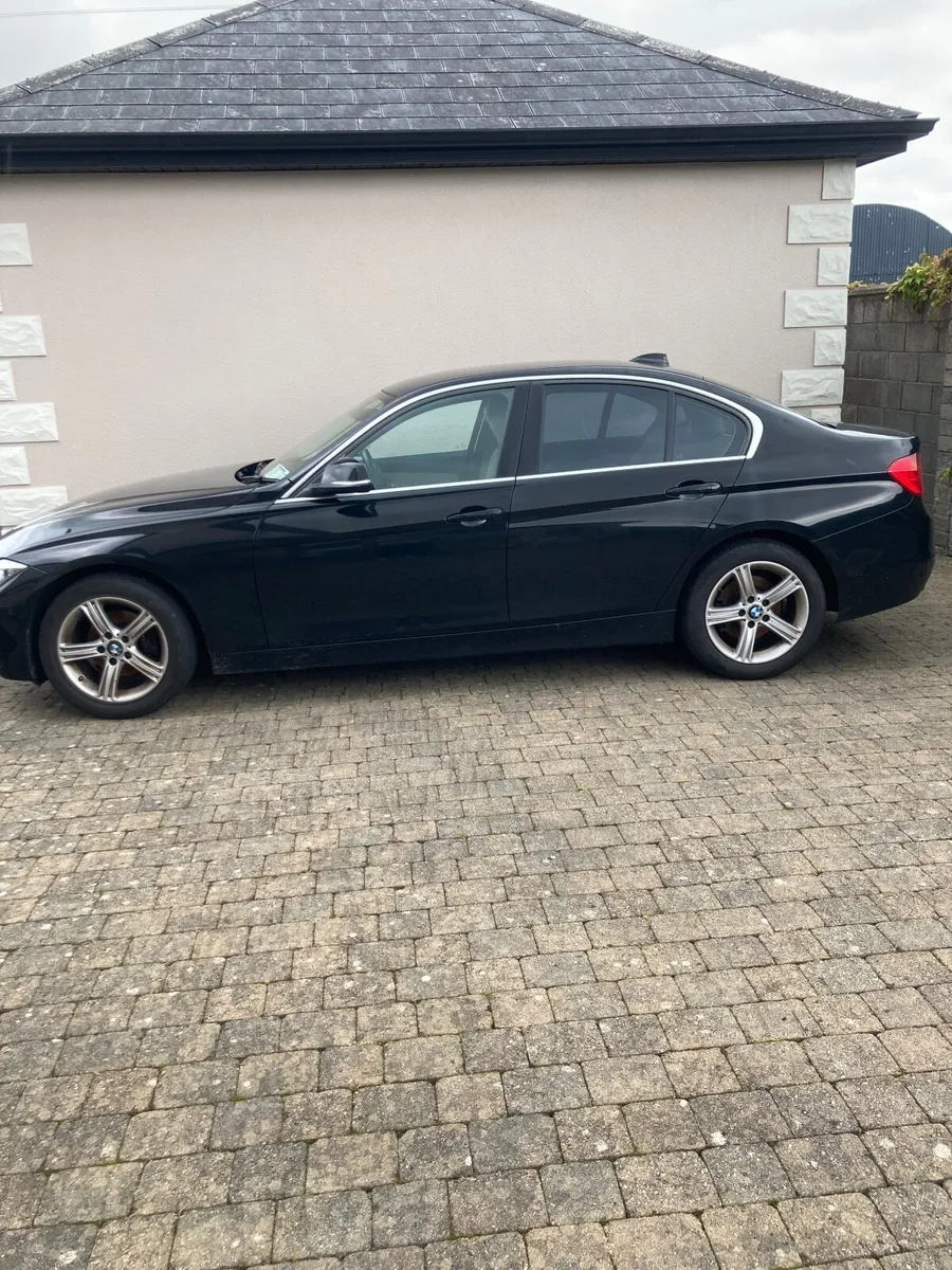 BMW 3-Series 2015 - Image 1