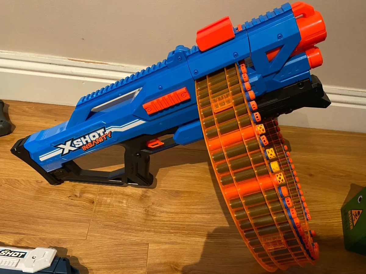 Nerf and XShot collection with 100+ Darts - Image 2