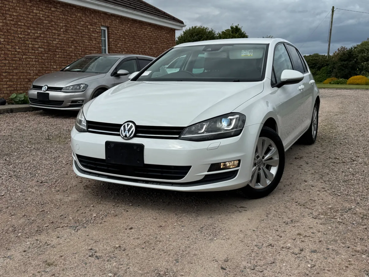 162 Volkswagen Golf Comfortline Connect - Image 2