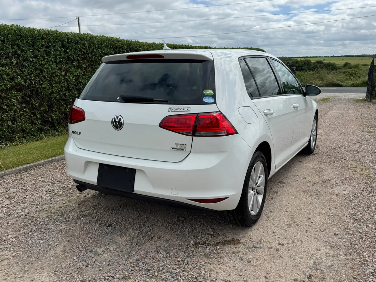 162 Volkswagen Golf Comfortline Connect - Image 4