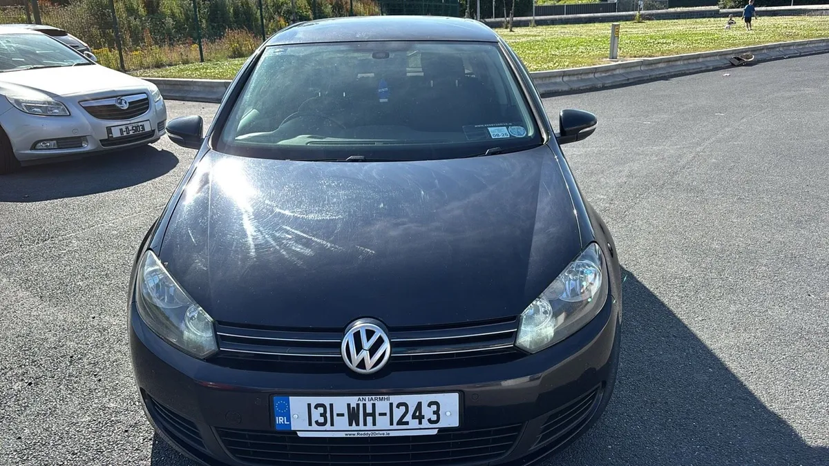 2013 Volkswagen Golf 1.6 Tdi high line - Image 2