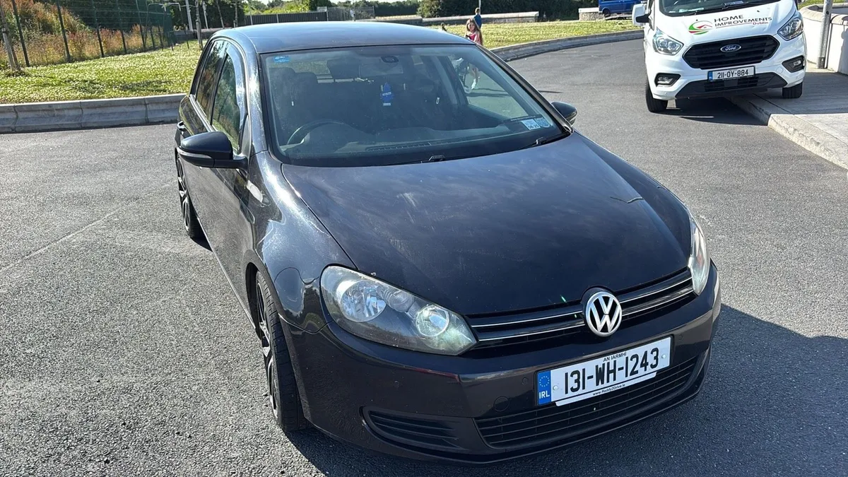 2013 Volkswagen Golf 1.6 Tdi high line - Image 3