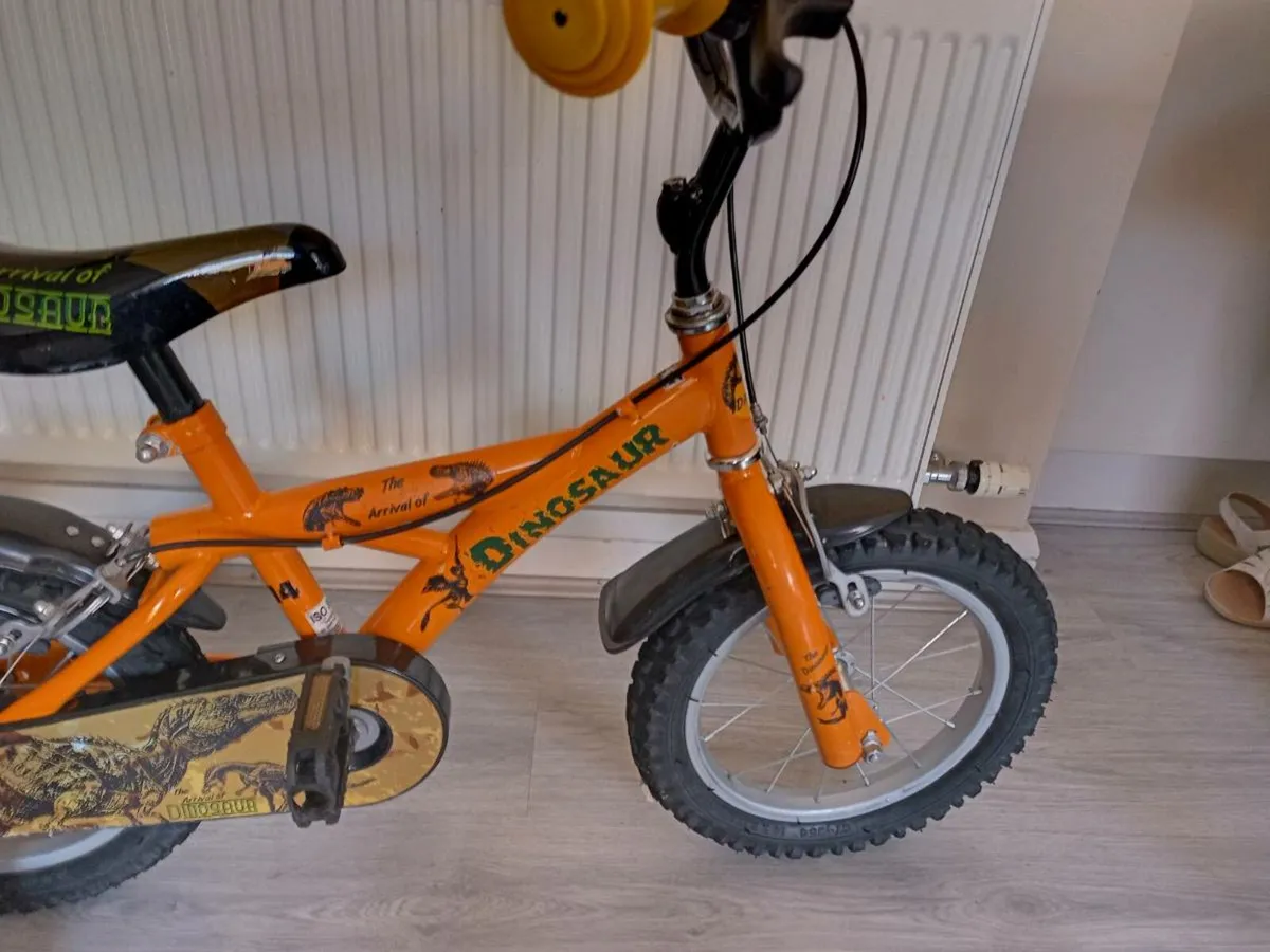 Kids dinosaur bike size 14 inch wheels - Image 4