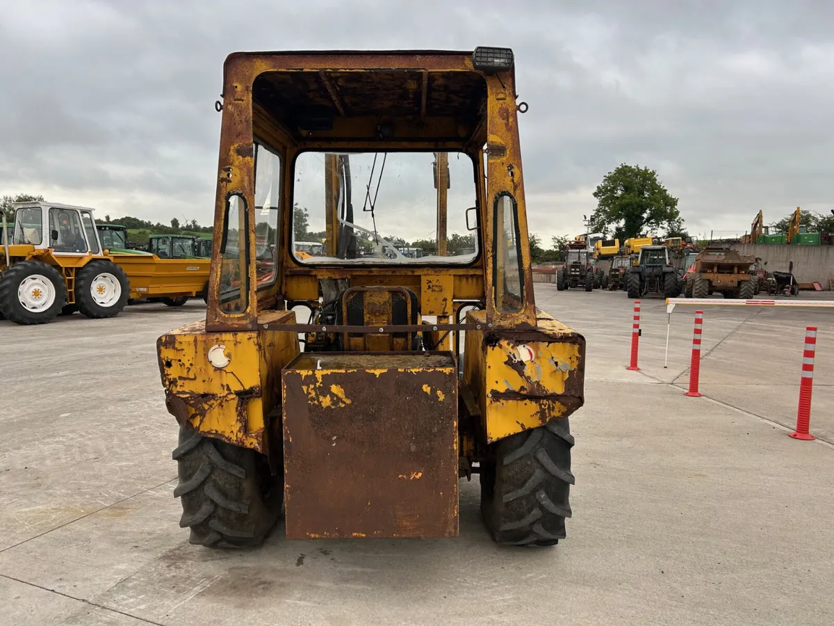 Massey Ferguson 40 Loader - Image 4