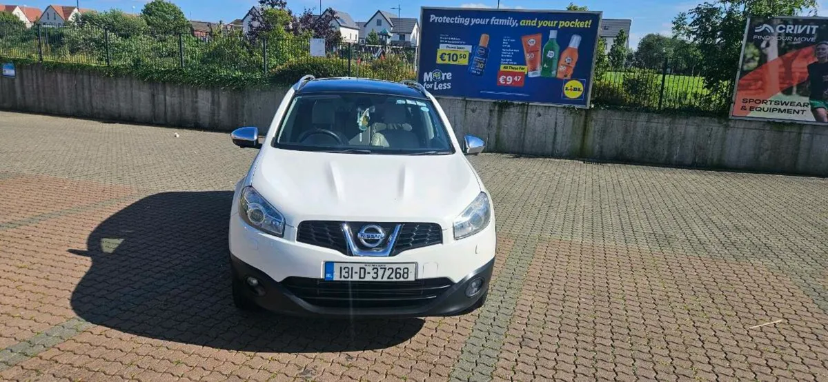 Nissan qashqai 2013 7 seater Quick sale - Image 3