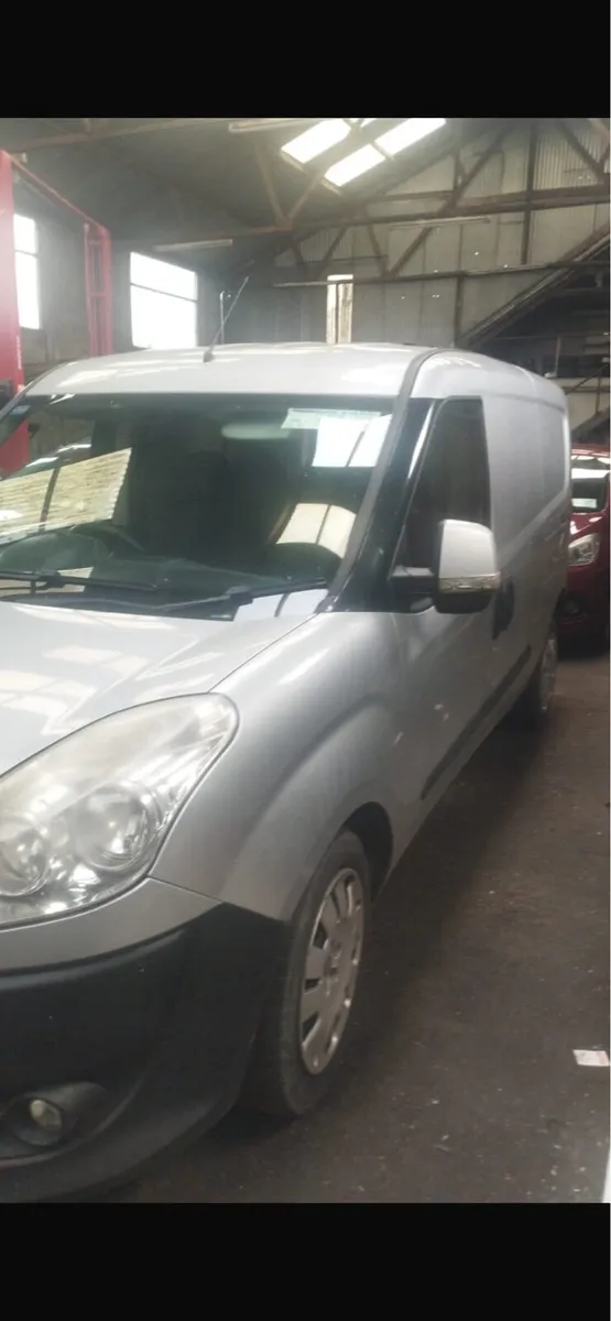 Fiat doblo van - Image 2