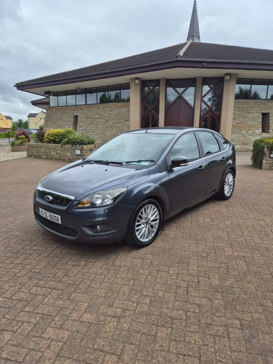 Ford focus 2010 - Image 1