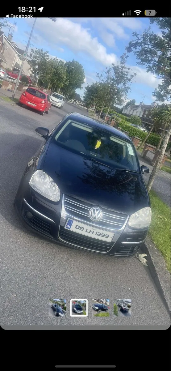 2009 Volkswagen Jetta - Image 4