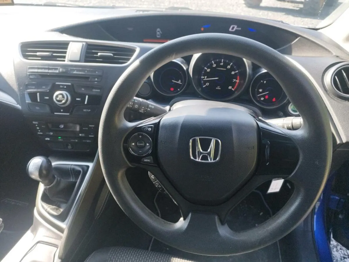 Honda Civic - Image 4