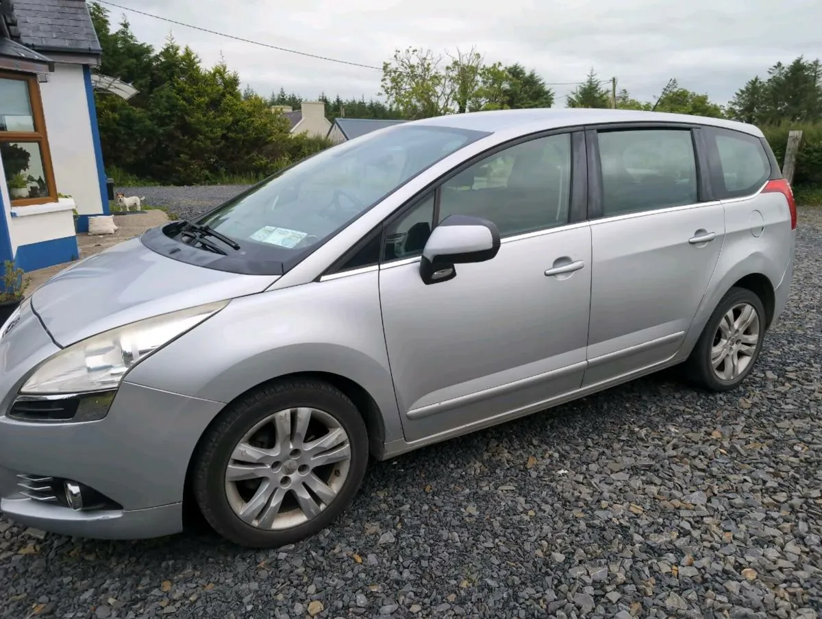 Peugeot 5008 - Image 3