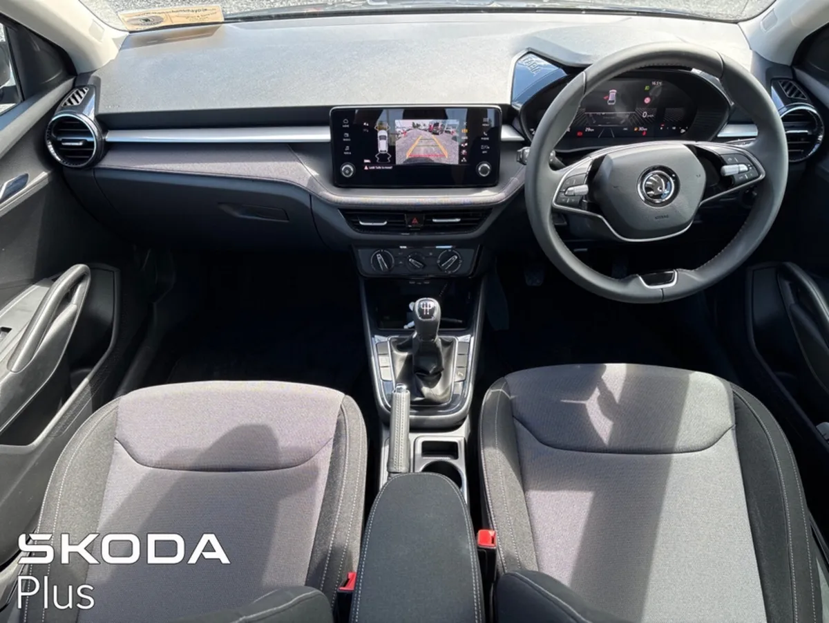 Skoda Fabia SELECTION 1.0 MPI 80HP - Image 2