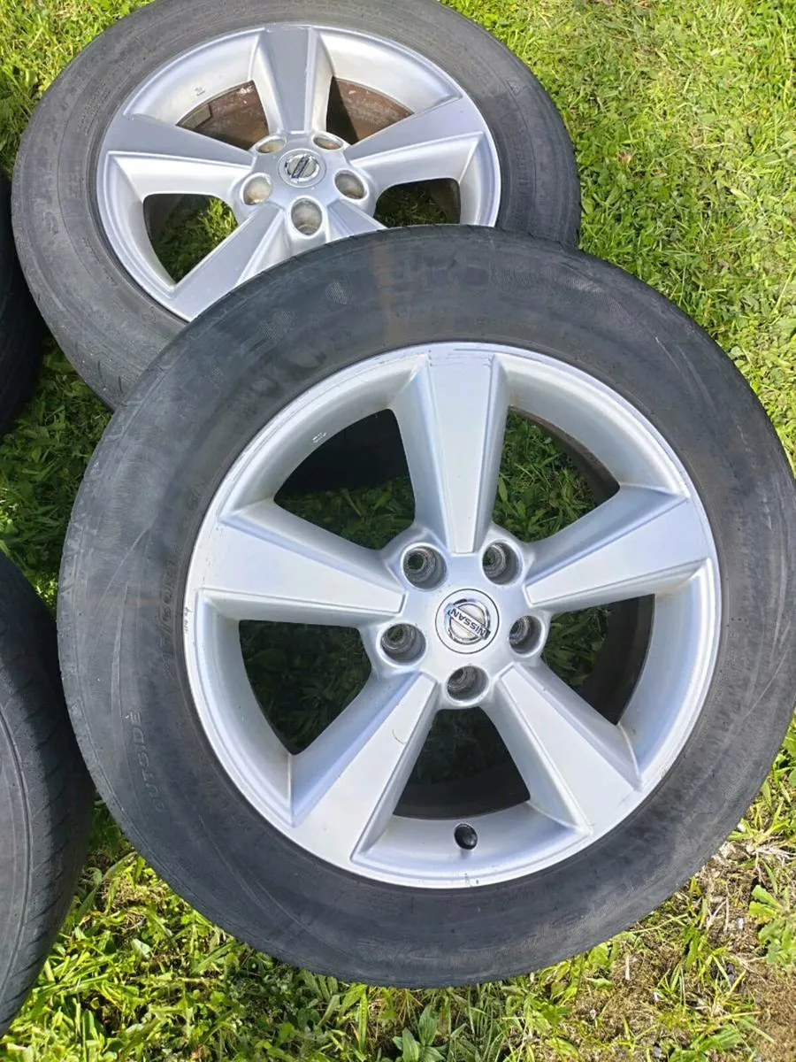 17" Nissan Qashqai alloys - Image 3