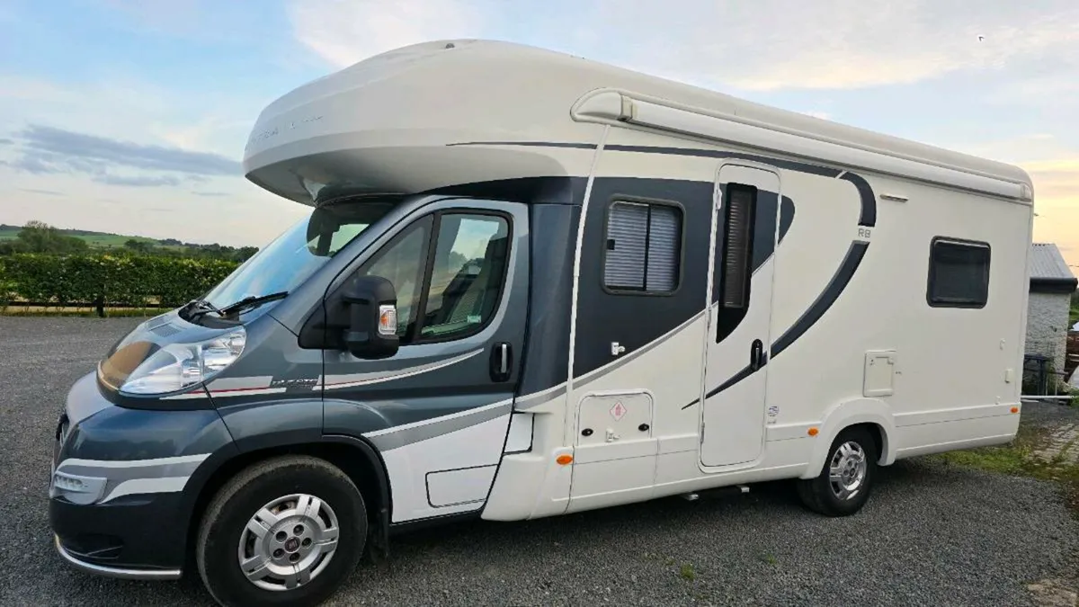 Motorhome Autotrail Tracker Camper - Image 1