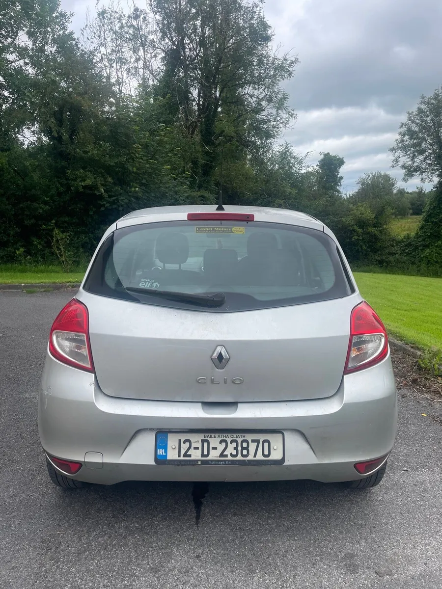 Renault Clio 2012 - Image 2