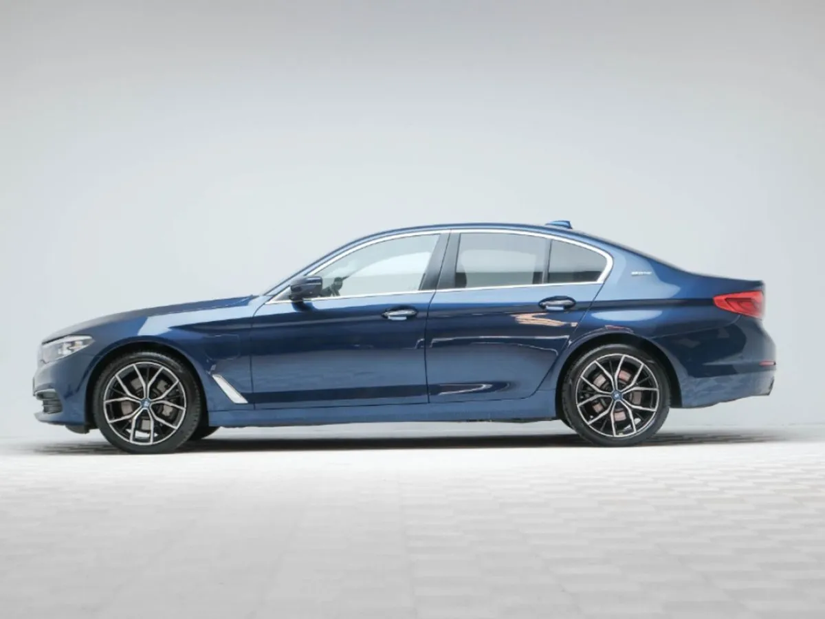 BMW 5 Series 530E SE  huge Spec - Image 4
