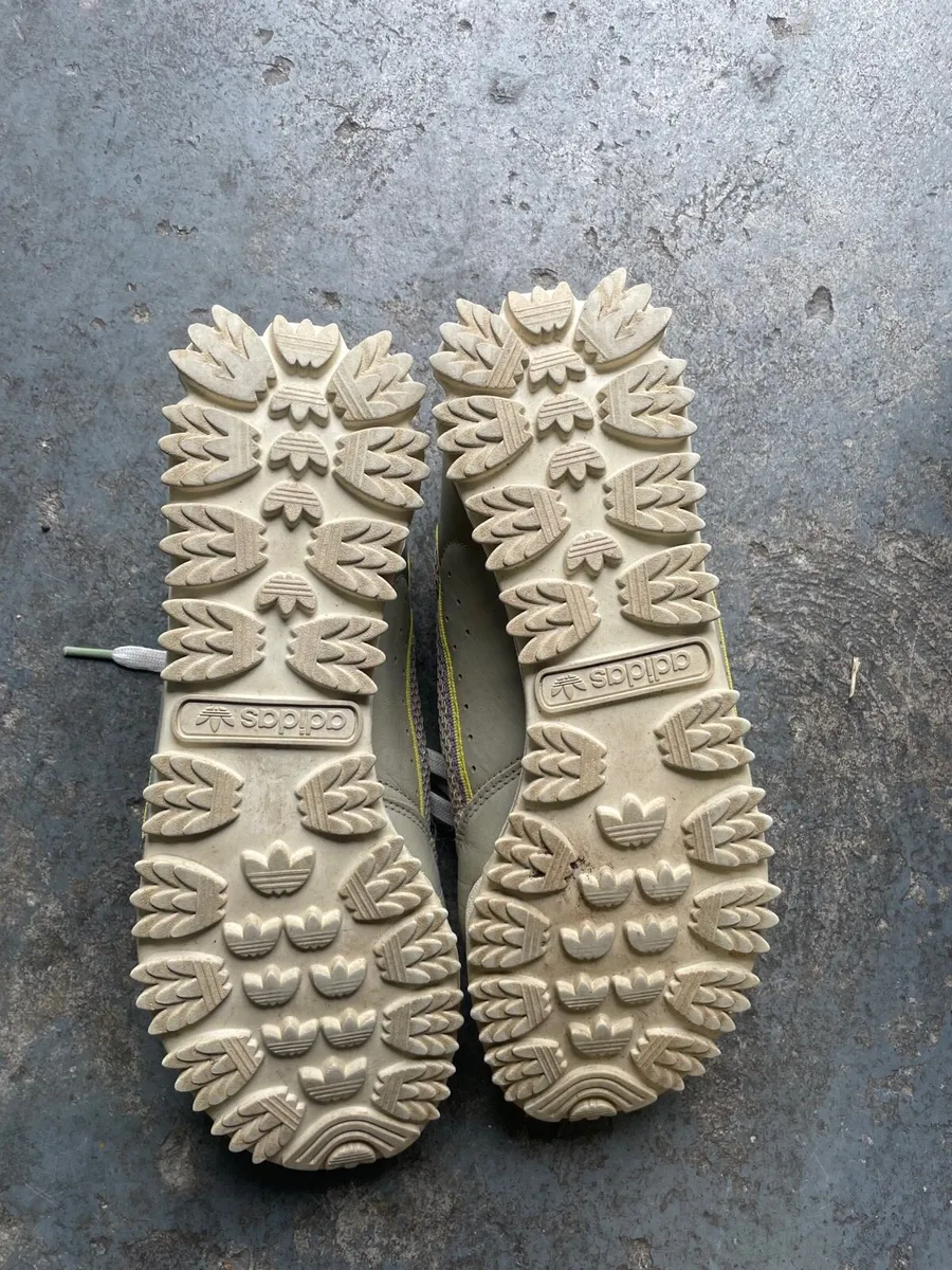 Adidas golf shoes - Image 4