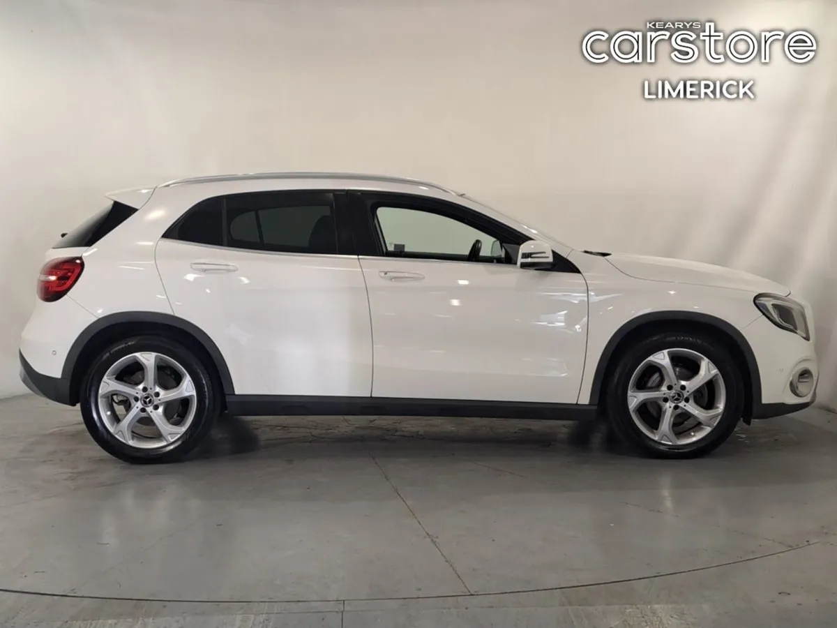 Mercedes-Benz GLA Class 180 Auto - Image 2