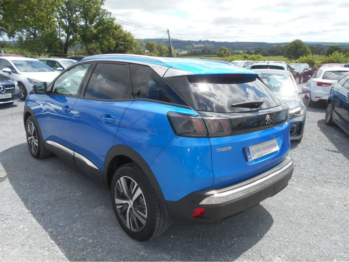 Peugeot 3008 Allure 1.5 Blue HDI (camera) - Image 3