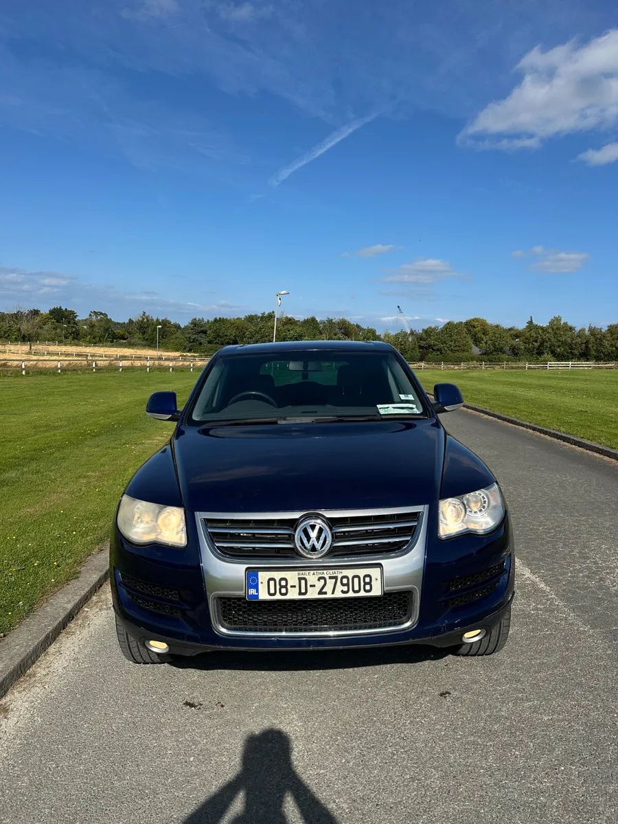 Volkswagen Touareg Automatic 2008 TAX/DOE  03/26 - Image 2