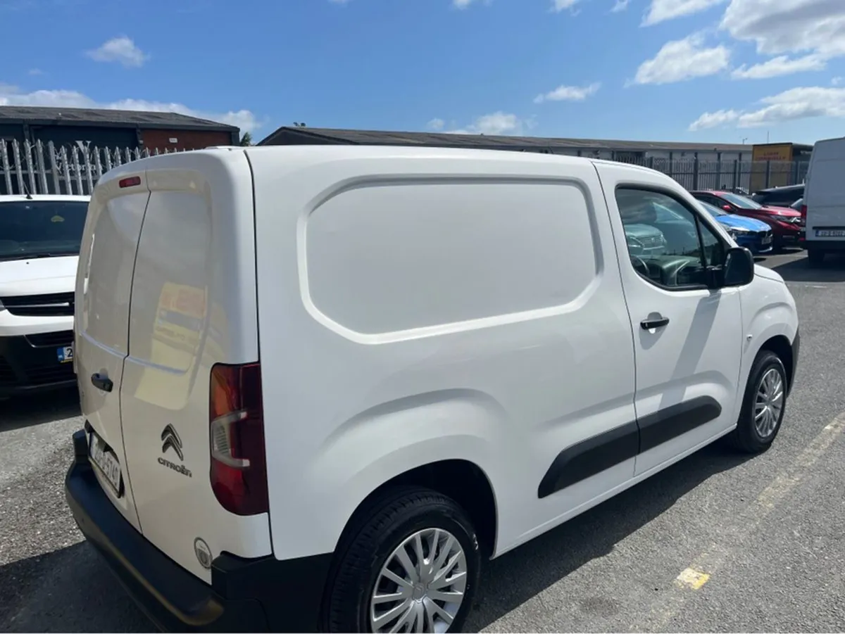 Citroen Berlingo 1.5 Enterprise 3 Seat  10162 ex - Image 3
