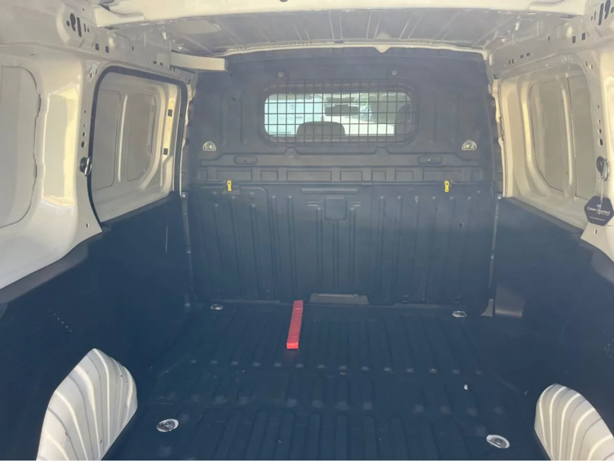 Citroen Berlingo 1.5 Enterprise 3 Seat  10162 ex - Image 4